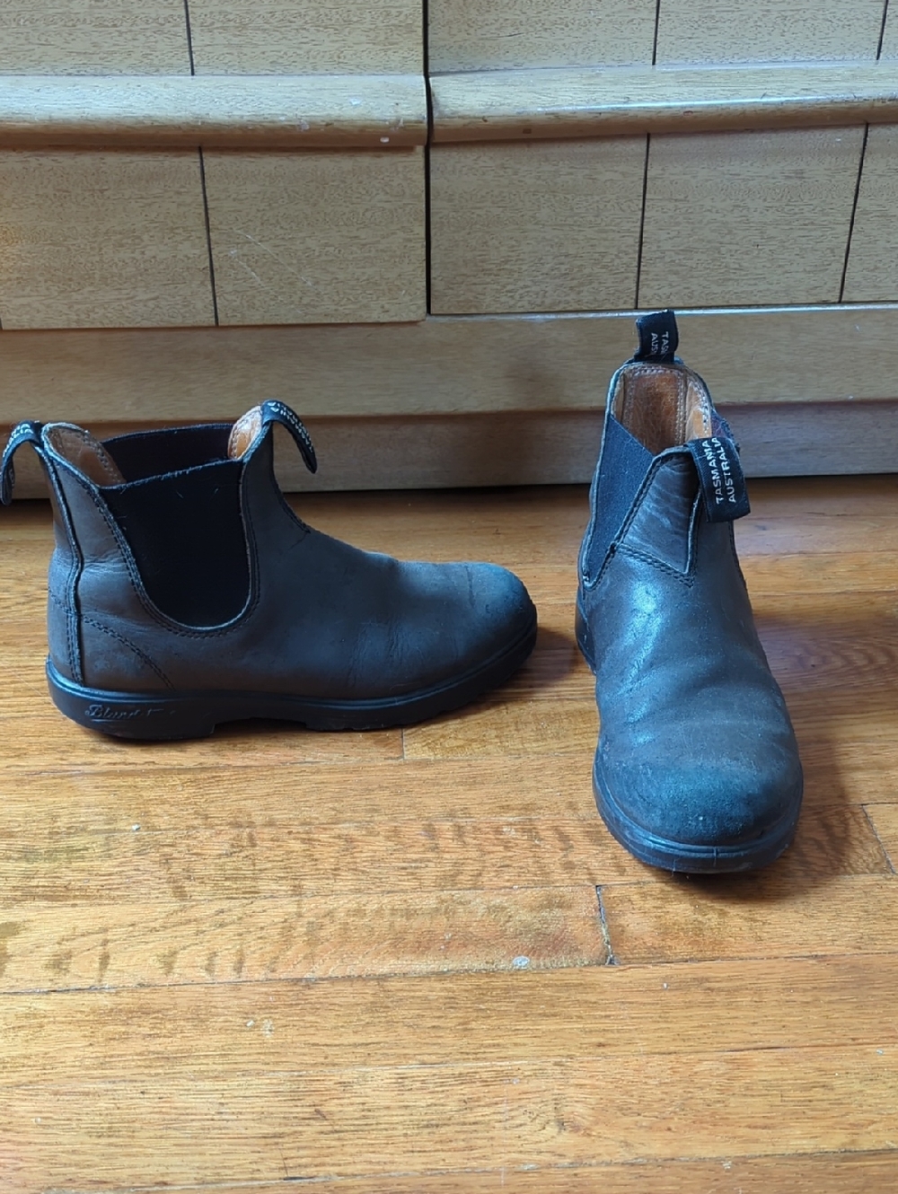 Blundstone Brown Chelsea Work Boots